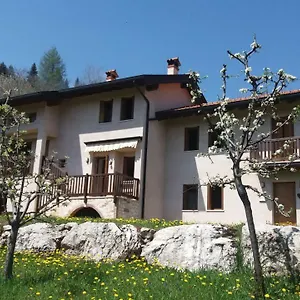 Le Farfalle - Un Angolo Di Quite In Laghi Stalle Comparetti